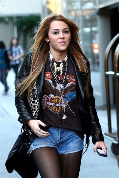 Miley Cyrus Rock Style Picture 31424