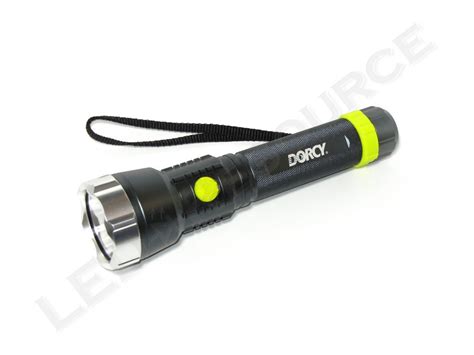 Dorcy Metal Gear Xlm 41 0435 Led Flashlight Review Led Resource