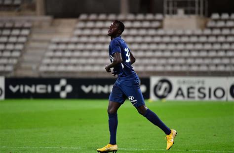 Silas wamangituka fifa 21 82 rated inform in game stats, player review and this item is inform silas wamangituka, a rm from dr congo, playing for vfb stuttgart in germany 1. Silas Wamangituka, attaquant du PFC : «L'obligation de ...