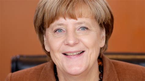 Angela Merkel 10 år Som Tysk Förbundskansler Radiofynd Sveriges Radio