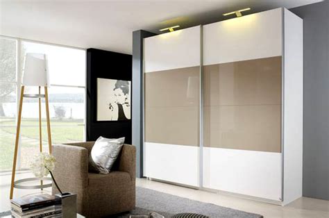 Sliding wardrobes offer a scope of functionalities which are not found in hinges wardrobes. Discount Wardrobes With Sliding Doors For Sale - FIF Blog