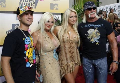 Anorak News Hulk Hogan Files Defamation Suit Against Ex Wife Which Is Nice
