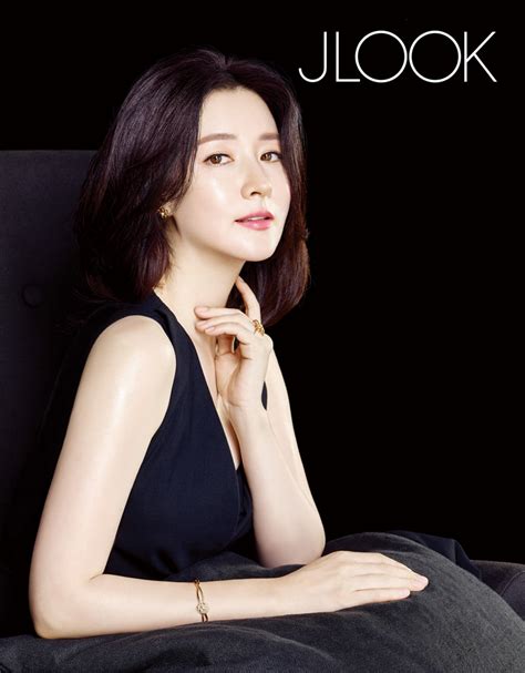 영국 리즈 호텔 & 숙소 특가 요금. 이영애 몸매 나이 비키니 남편 드레스 움짤 드레스 졸업사진 ...