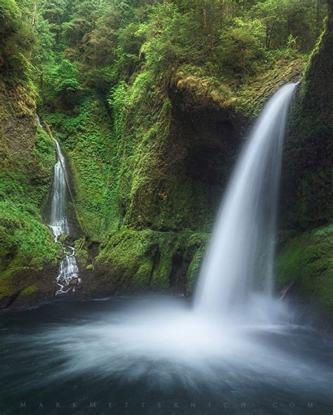 “inside Metlako Falls” Oregon An Original Take From Inside The Bowl
