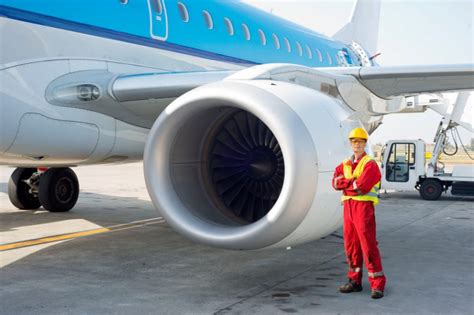 Aptitudes De Un Ingeniero Aeronáutico Planeación En El Aire