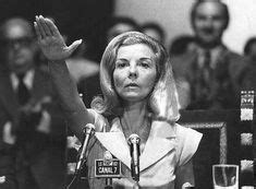 Isabel martinez de peron de visita en la argentina, en un 17 de octubre en presidencia del doctor raul ricardo alfonsin. 16 ideas de Isabel Perón | isabel martinez, presidentes ...