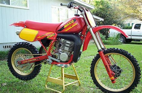 Vintage factory works motocross dirt bikes. Mako 490 2 stroker, classic. Photo courtesy of Lee Coner ...