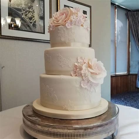 Gorgeous Gems Bakery Wedding Cakes Surrey
