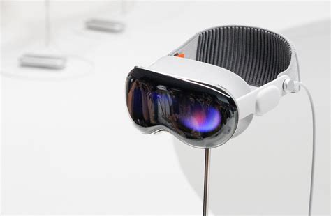 Price tag of Apple's newly unveiled 'Vision Pro' headset draws mocker