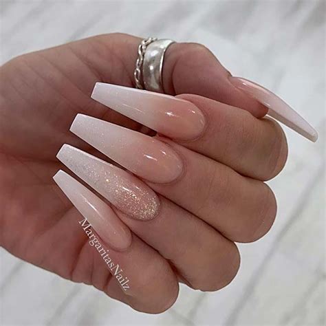 Pretty Glitter Ombre Nails That Go With Everything Stayglam
