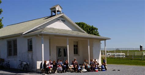 Lancaster Pa Amish Country Schoolhouse 056 Amish 1 Room Sc Flickr