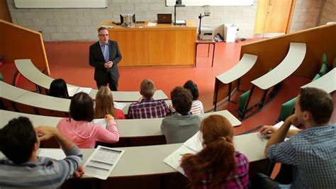 Lecture hall image - Free stock photo - Public Domain photo - CC0 Images