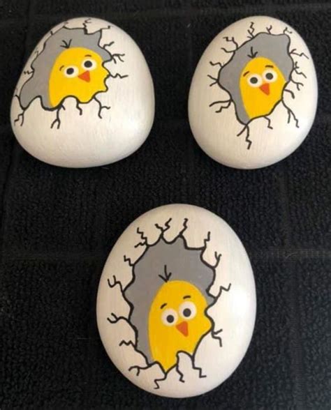 50 Easter Painted Rocks That Are Egg Cellently Fun To Paint Holidappy