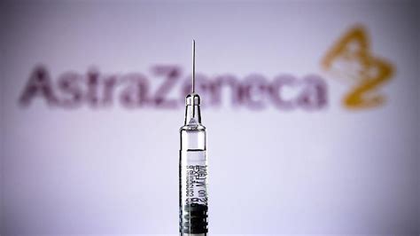 Die vakzine des pharmakonzerns schützt bei der südafrikanischen mutante offenbar kaum vor milden und moderaten. Wirksamer bei halber Dosis: Astrazeneca veröffentlicht ...