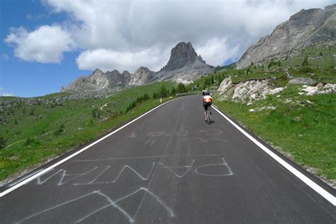 Find photos of passo giau. Hill Junkie: Day 3: Passo Giau