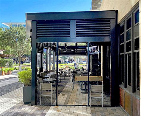 To ensure you can use your commercial canopy or awning for the long term, we not only provide advice on design but our team of installers will also ensure that it is fitted to exacting specifications. Commercial Patio Awnings and Canopies