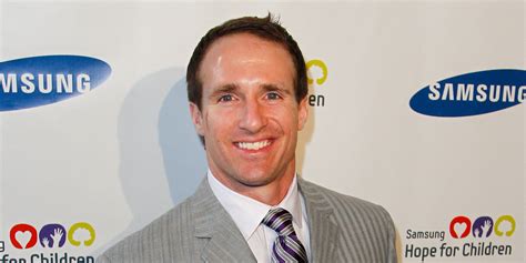 Saints drew brees & his beautiful family. Drew Brees Apologizes After Saying He Would "Never Agree ...