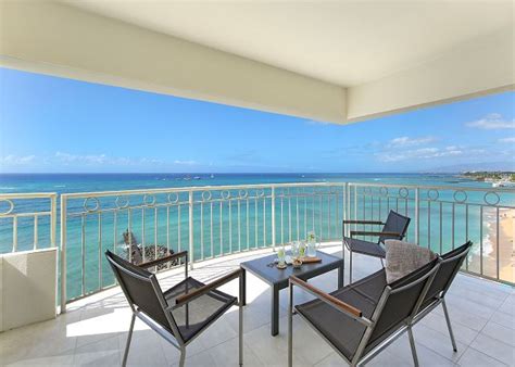Waikiki Shore 700 Luxury Direct Oceanfront Fully Renovated Free
