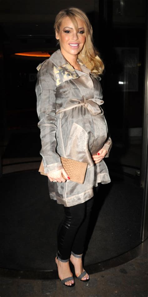Katie Piper Rocks The Nine Months Pregnant Look At London Fashion Week Celebrity News News