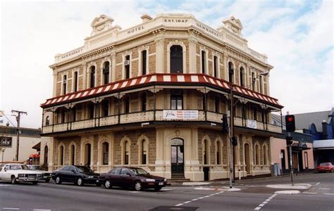 Newmarket Hotel In City Adelaide