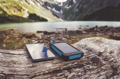 Top 4 Important Solar Gadgets You Must Have