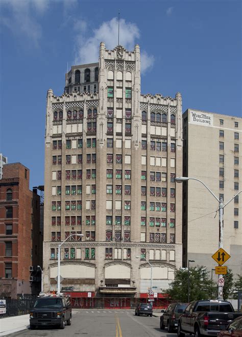 Detroits Neo Gothic Metropolitan Building Is Becoming A Hotel The Spaces