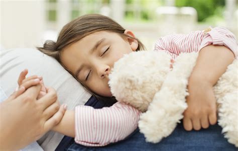 5 Tips To Wake Up Toddlers Early In The Morning For Preschool