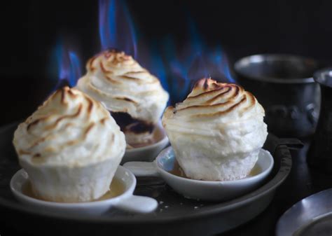 Flaming Baked Alaska Cupcakes Sprinkle Bakes