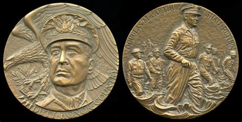 1972 United States General Douglas Macarthur Commemorative Medal By