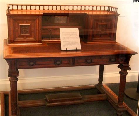Resolute Desk C1879 Made From Timbers Of Hms Resolute Given By Queen