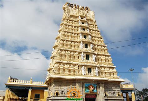 Chamundeshwari Temple In Mysore Karnataka Hindupad