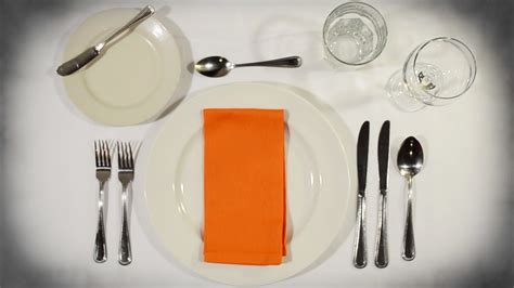 Many families (and restaurants) regularly set the table casually in one of two ways. The Basics of Table Setting - Exciting Tableware