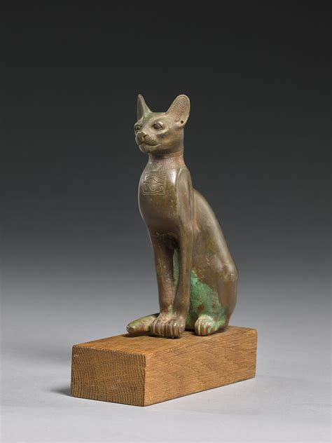 AN EGYPTIAN BRONZE FIGURE OF A CAT ST TH DYNASTY B C BC AD Sculpture Ancient