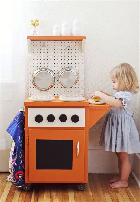This range consists of a wide selection of products and play food to enhance your this collection of children's play kitchens consists of many colours, sizes and designs which are fantastic for any boy or girl. 12 AWESOME DIY PLAY KITCHENS FOR KIDS & TODDLERS