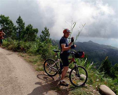 Dengan harga terjangkau, kualitas sepeda pacific bike memang beda! Cycling Sulawesi « Mountain Bike Tours « Indonesia