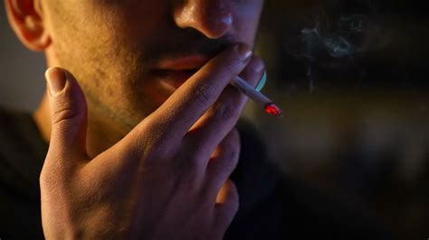 Smoking Causes Memory Loss స్మోకింగ్‌తో మీ జ్ఞాపకశక్తికి పొగ ఏ