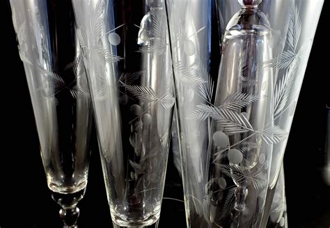 6 Vintage Pilsner Glasses ~ Etched Leaf And Berry Sprays With Coned Shaped Bowls On Stemmed