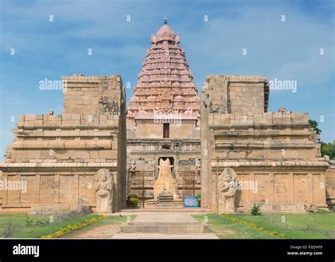The Gangaikunda Temple Stock Photo Alamy