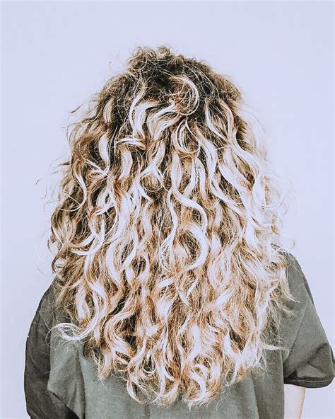 Pin By ↞ 𝚈𝚎𝚜𝚎𝚗𝚒𝚊 𝚂𝚊𝚗𝚌𝚑𝚎 On Lioness Hair Styles Hair Beauty