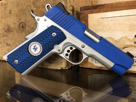Kentucky Wildcats Themed Pistol Toms Custom Guns