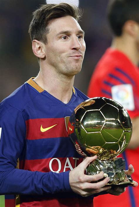 Biografi Lionel Messi Lengkap Amat