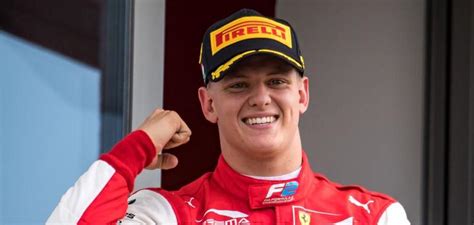 Nikita mazepin, 21, who will race for haas alongside mick schumacher next season, posted the footage during a night out in the united arab emirates. Mick Schumacher entra en el reino de su padre | La Verdad