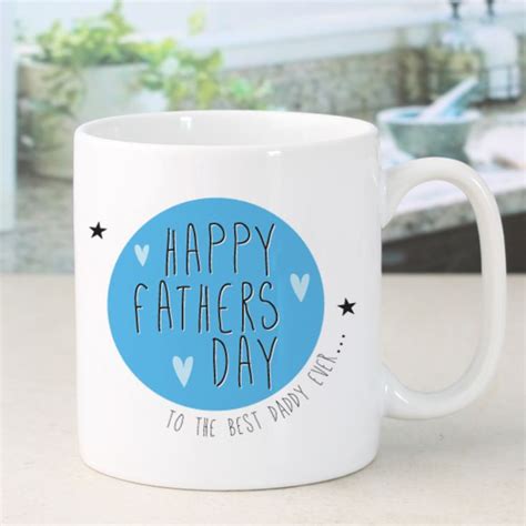 Choosing the best father's day gift is more important than ever in 2021. Personalised Happy Father's Day Mug | The Gift Experience