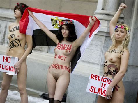 Nudism Photo Hq Nude Protesters