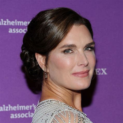 12 Celebs Prove That Bold Eyebrows Are Here To Stay Brooke Shields