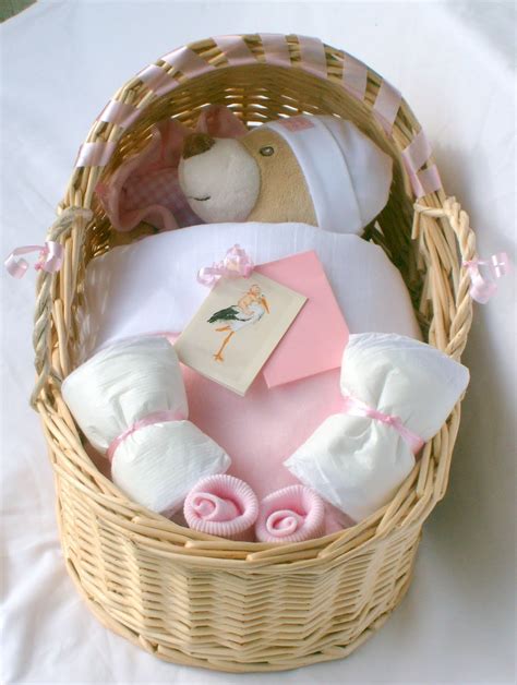 As a new parent, it's hard to wrap your head around all the things you'll need to take care of a little one: New Baby Gift Baskets
