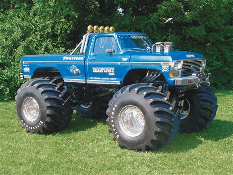 See All 12 Bigfoot Monster Trucks And Much More At The Summit Racing