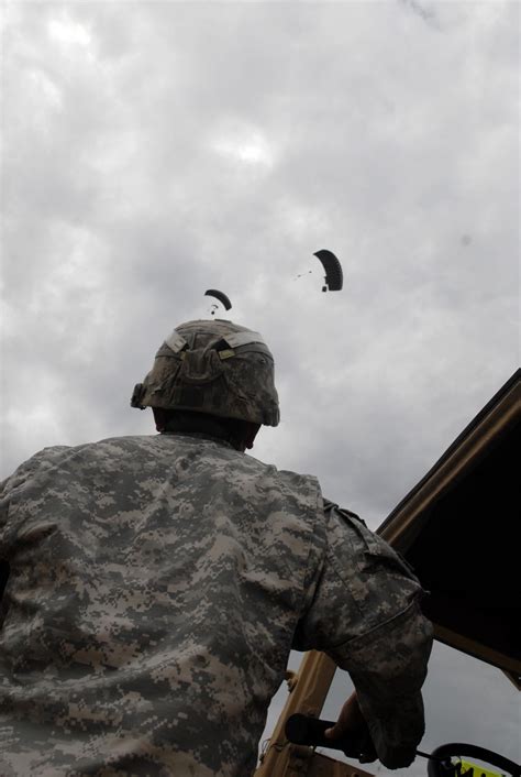 Riggers Train With Smart Parachutes Article The United States Army
