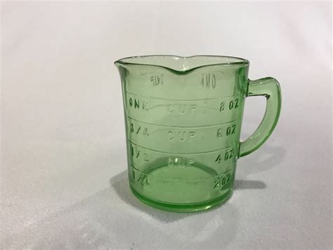 Vintage Kelloggs Green Depression Glass 1 Cup Measuring Cup 3 Spouts