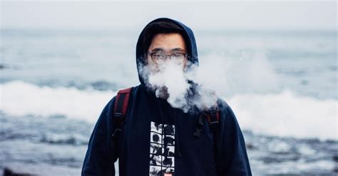 Teens who vape are likely to suffer from several short and long term health effects that will have a negative impact on their lives. Fake Vapes For Kids / Article Top Counterfeit And Fake Thc ...